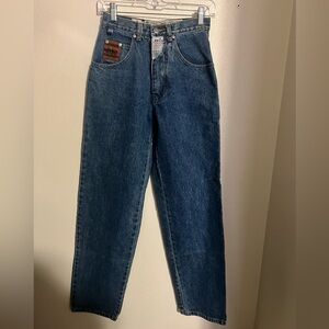 SOVIET *Vintage* Straight Leg‎ Dark Wash Y2K Denim Jeans Women's Waist Size 28